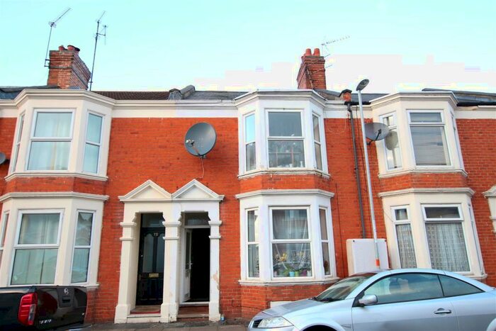 6 Bedroom House To Rent In Cedar Road, Northampton, NN1