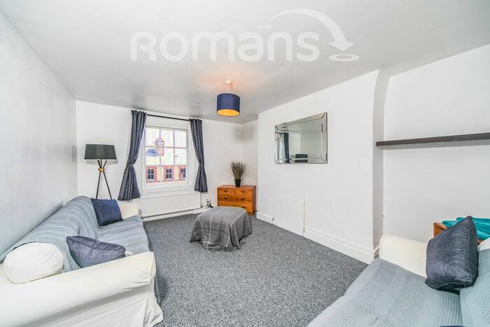 3 Bedroom Flat To Rent In Southampton Street, Reading, RG1