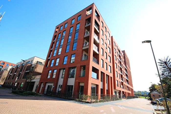 2 Bedroom Flat To Rent In Thonrey Close, Colindale, London, NW9