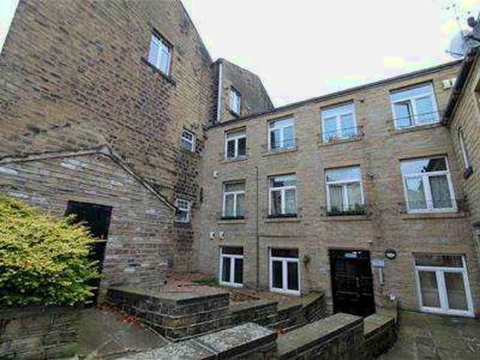 1 Bedroom Apartment To Rent In The Trading Post, Greetland, HX4