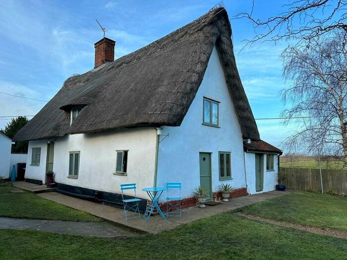 2 Bedroom Cottage To Rent In North Common, Hepworth, IP22