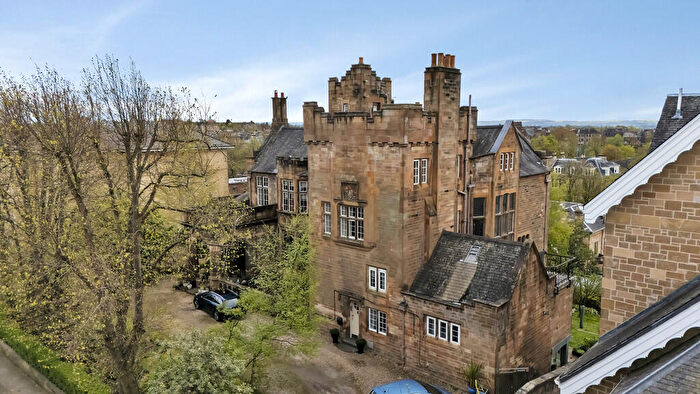 3 Bedroom Town House For Sale In The Tower, Cleveden Drive, Kelvinside, G12