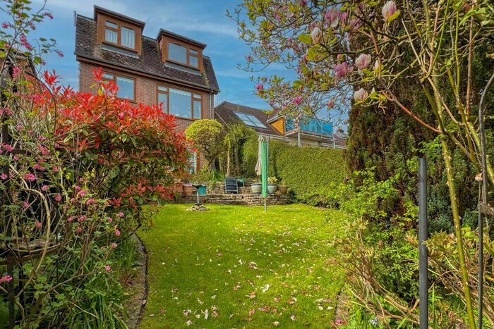 4 Bedroom Detached House For Sale In High Street, Spetisbury, DT11
