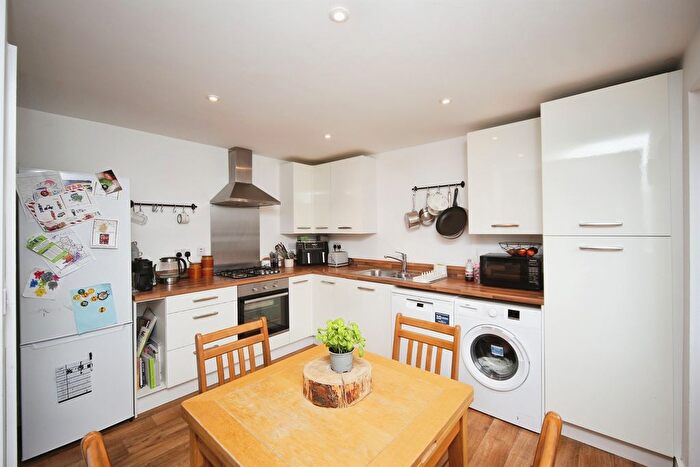 2 Bedroom Semi-Detached House For Sale In Poplar Drive, Meon Vale, Stratford-Upon-Avon, CV37