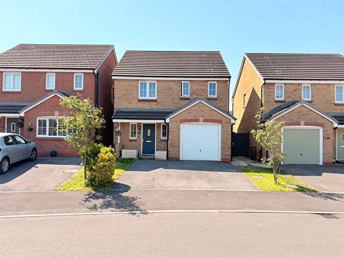 3 Bedroom Detached House For Sale In Ffordd Maes Gwilym, Carway, Kidwelly, SA17