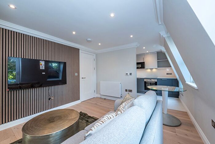 1 Bedroom Flat To Rent In South Kensington, Gloucester Rd, SW7