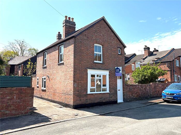 2 Bedroom Detached House For Sale In Clapham Street, Leamington Spa, CV31