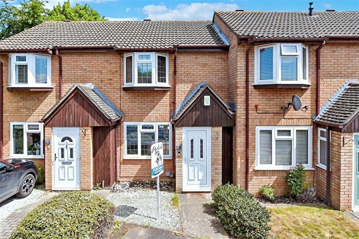 2 Bedroom Terraced House For Sale In Marlowe Road, Larkfield, Aylesford, Kent, ME20