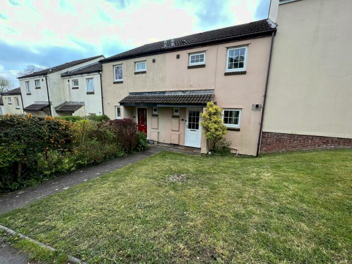 3 Bedroom House To Rent In Mill Close, Frome, Somerset, BA11