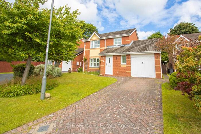 3 Bedroom Detached House For Sale In Langley Crescent, Langley Moor, Durham, DH7