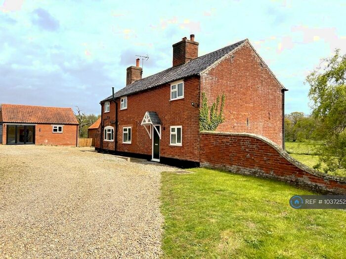 6 Bedroom Detached House To Rent In London Road, Frostenden, Beccles, NR34