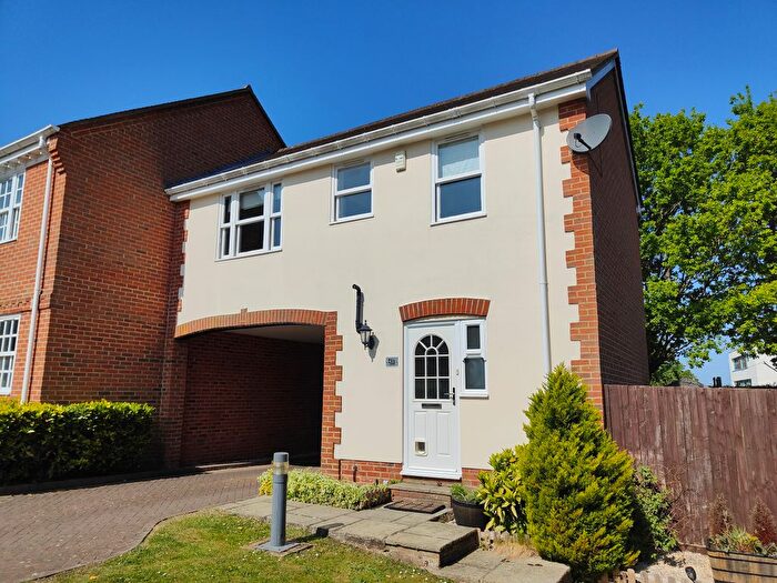 1 Bedroom End Of Terrace House For Sale In Calcott Park, Yateley, Hampshire, GU46