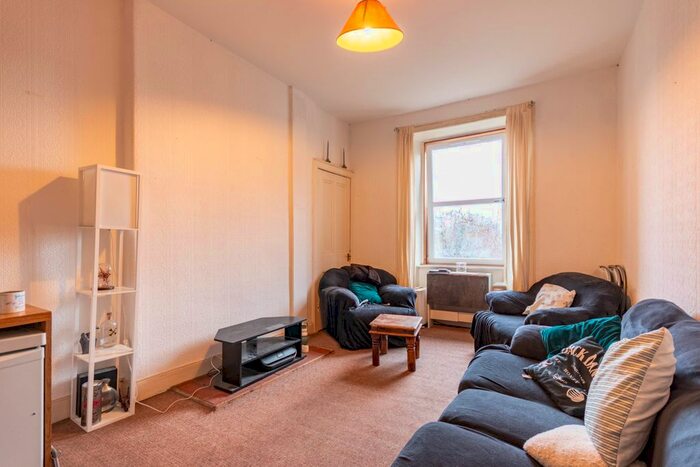 1 Bedroom Flat To Rent In St Peters Place, Edinburgh, EH3
