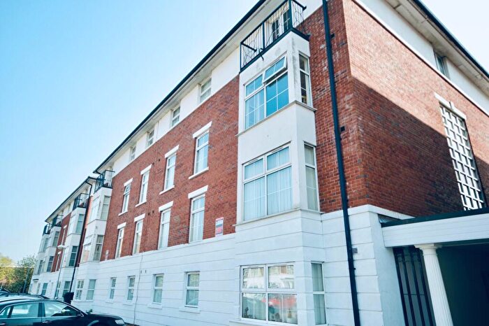 2 Bedroom House To Rent In Chancellor Court, Liverpool, L8