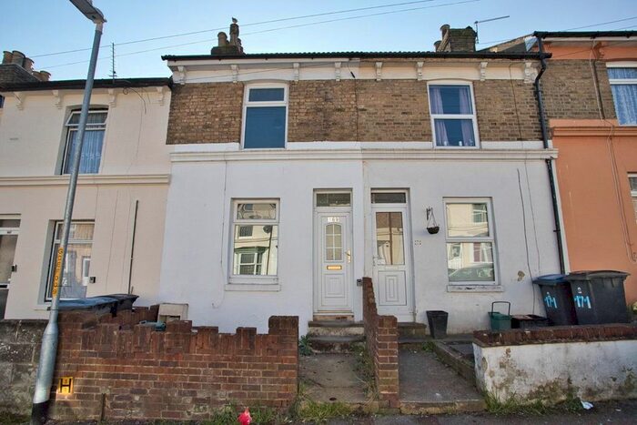 3 Bedroom Property To Rent In Clarendon Street, Dover, CT17
