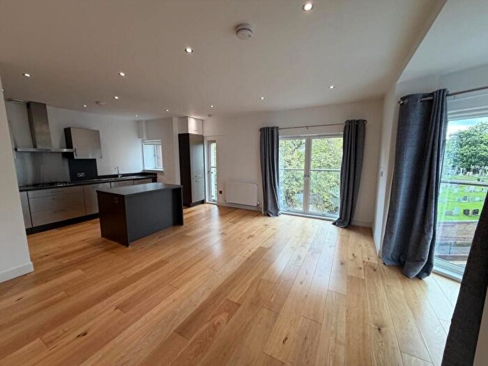 2 Bedroom Flat To Rent In Ravelston Terrace, Edinburgh, EH4