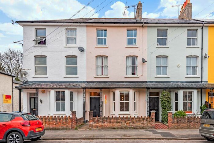 1 Bedroom Apartment To Rent In Maidenhead, Berkshire, SL6