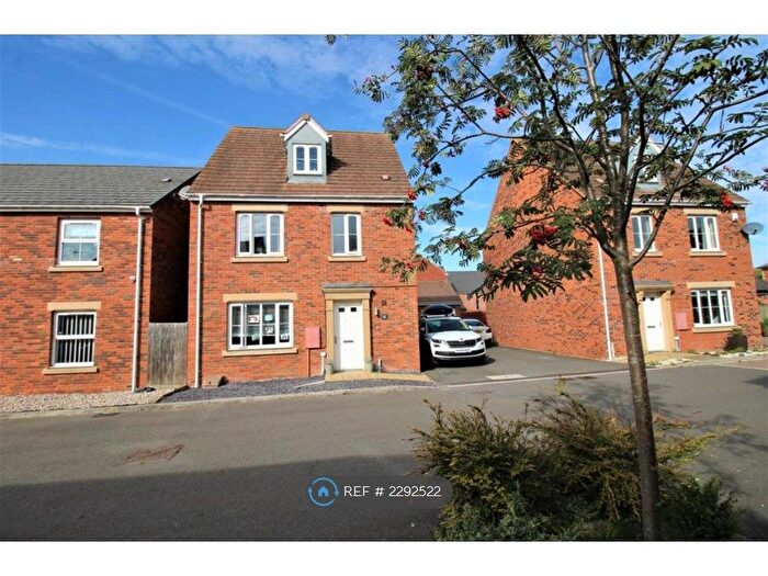 4 Bedroom Detached House To Rent In Ripley Road, Broughton, Milton Keynes, MK10