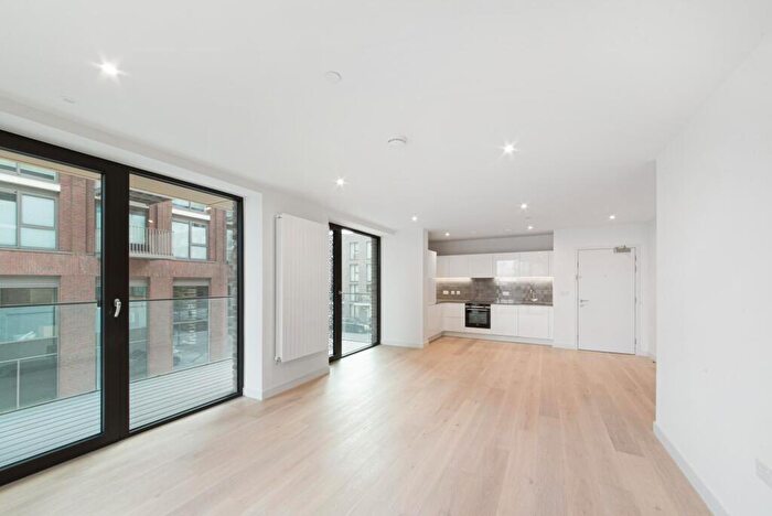 2 Bedroom Apartment For Sale In John Cabot House, Royal Wharf, E16