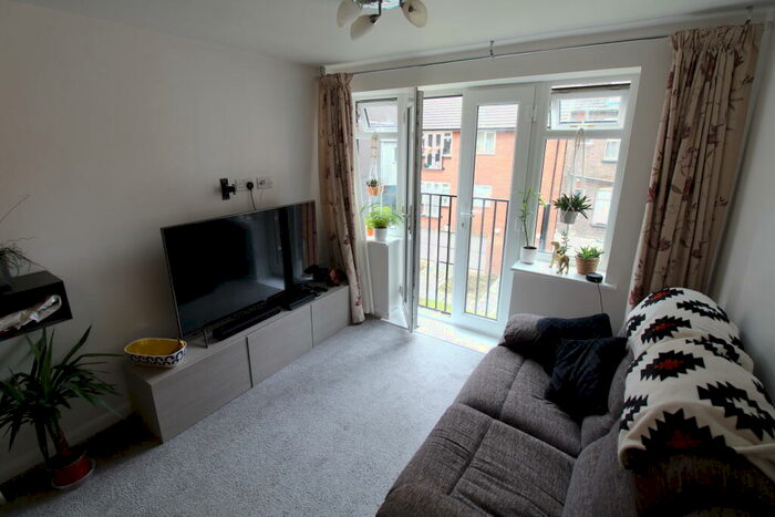 1 Bedroom Flat To Rent In John Street, Luton, LU1
