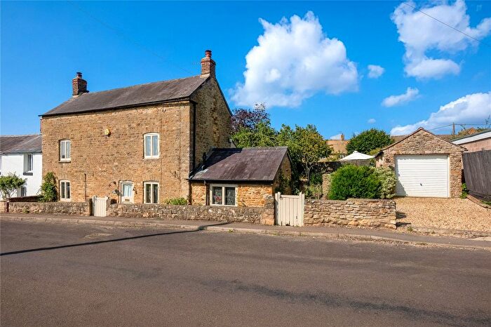 3 Bedroom Semi-Detached House For Sale In Worton Road, Middle Barton, Chipping Norton, Oxfordshire, OX7