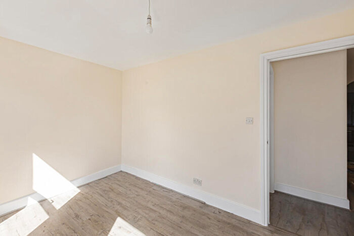1 Bedroom Apartment To Rent In South Birkbeck Road, Leyton, London, E11