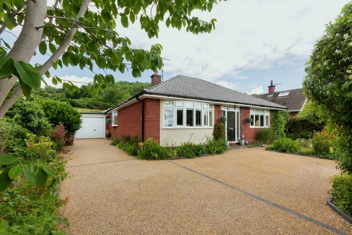 2 Bedroom Bungalow For Sale In Cymau, Wrexham, Flintshire, LL11