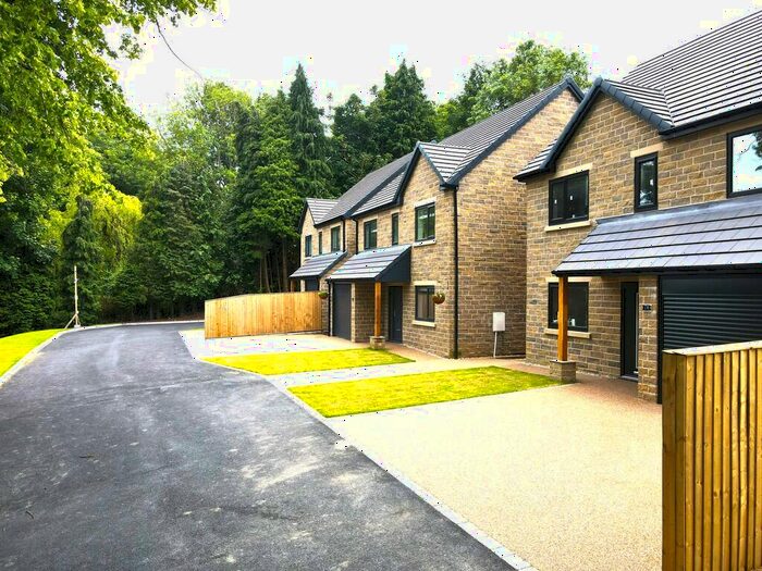 4 Bedroom Detached House To Rent In Station Road, Conisbrough, DN12