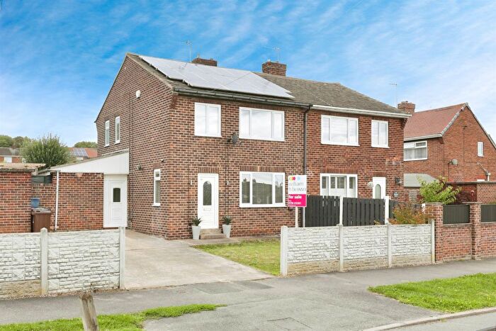 3 Bedroom Semi-Detached House For Sale In Chestnut Grove, Maltby, Rotherham, S66