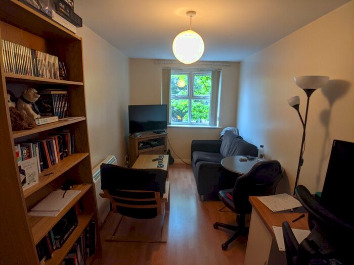 2 Bedroom Flat To Rent In Bed &#; Plymouth Village, , Plymouth Grove, Victoria Park, M13