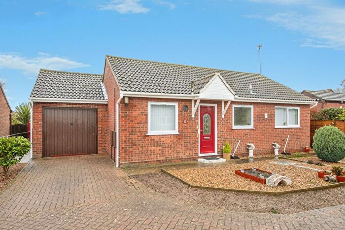 2 Bedroom Detached Bungalow For Sale In Bexley Avenue, Harwich, CO12
