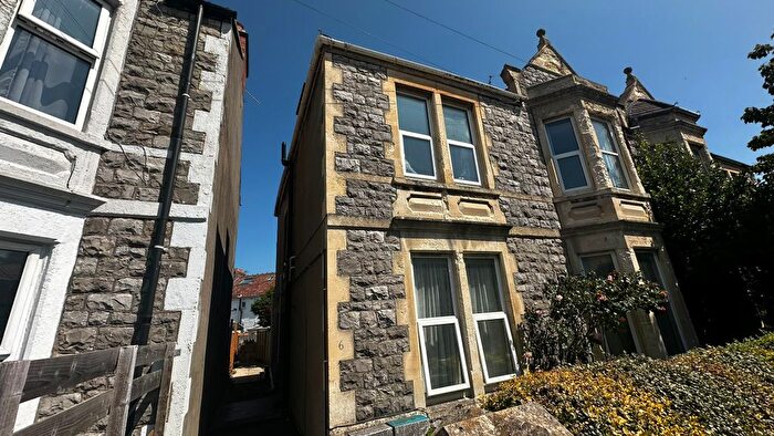 2 Bedroom Flat To Rent In Sunnyside Road, Weston Super Mare, BS23