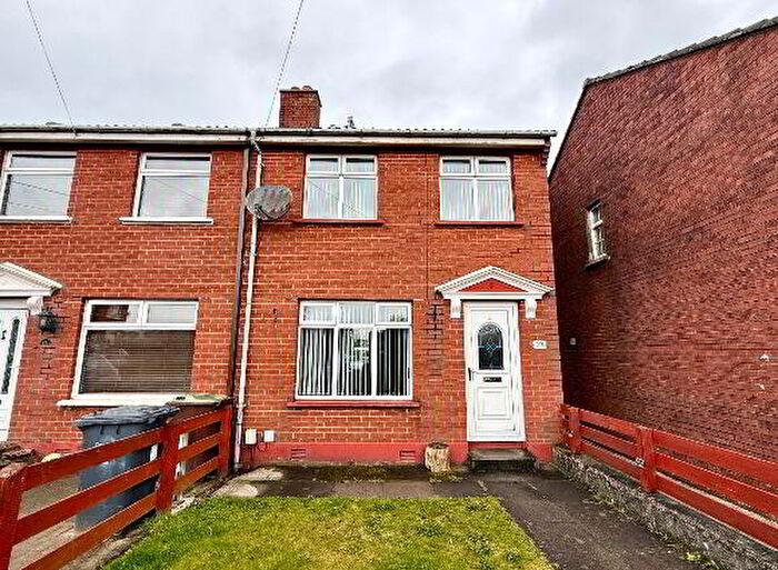 3 Bedroom End Of Terrace House For Sale In Kingsmere Gardens, Derry, BT47