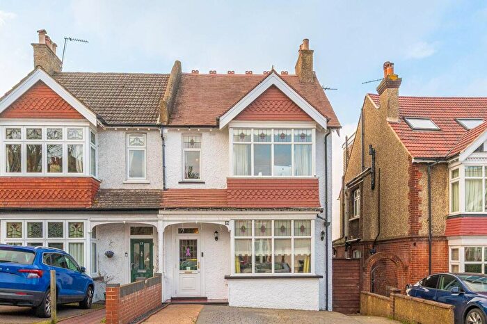 4 Bedroom Semi Detached House For Sale In Mayfield Road, Sanderstead, South Croydon, CR2