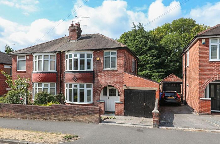 3 Bedroom Semi Detached House For Sale In Bramley Avenue, Sheffield, S13