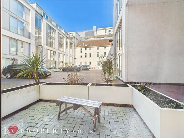2 Bedroom Apartment For Sale In Commercial Street, Birmingham, West Midlands, B1