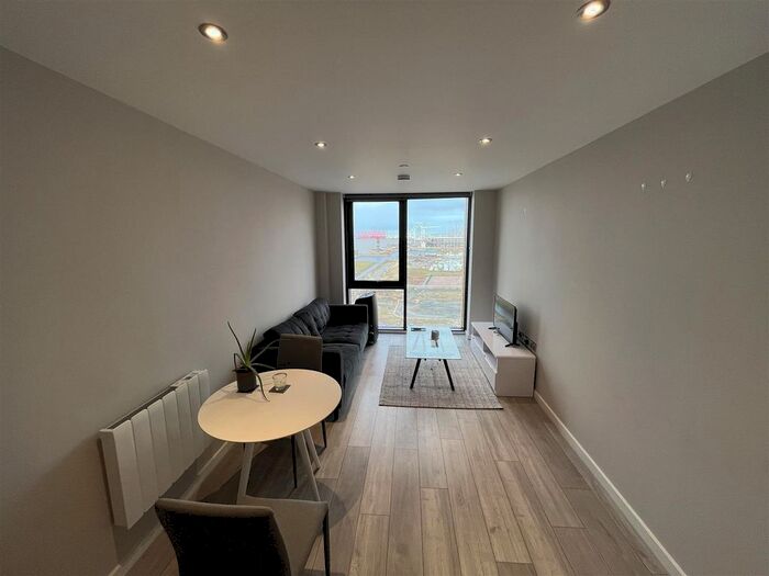 1 Bedroom Flat To Rent In Jesse Hartley Way, Liverpool, L3