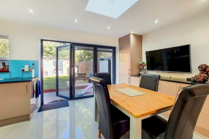 4 Bedroom Semi-Detached House To Rent In Oak Hill Crescent, Highams Park, Woodford Green, IG8