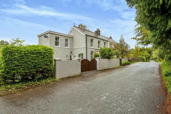 5 Bedroom Semi-Detached House For Sale In Garnswllt Road, Pontarddulais, Swansea, SA4