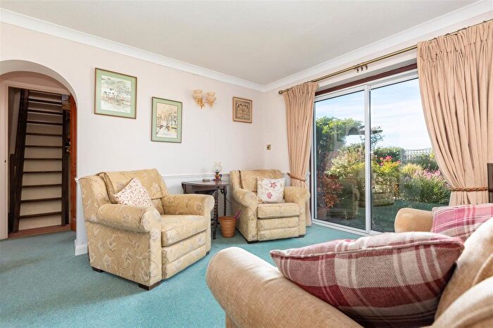 3 Bedroom Bungalow For Sale In High Street, Langford, SG18