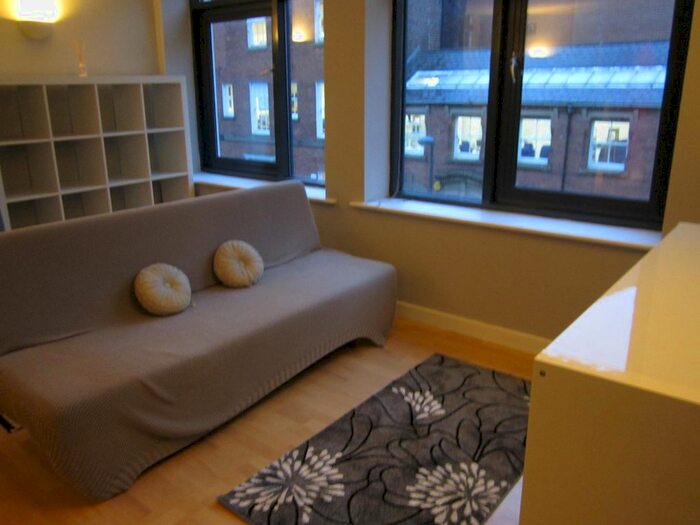 Studio To Rent In York Place, Leeds, West Yorkshire, Uk, LS1