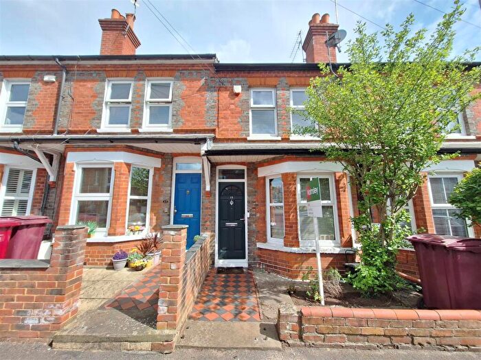 2 Bedroom Terraced House To Rent In Cromwell Road, RG4