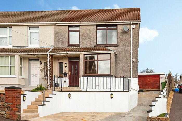 3 Bedroom Semi Detached House For Sale In Heol Y Banc, Bancffosfelen, Llanelli, Carmarthenshire, SA15