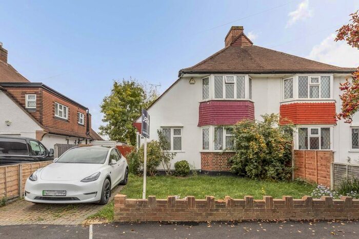 3 Bedroom Semi-Detached House To Rent In Knightwood Crescent, New Malden, KT3