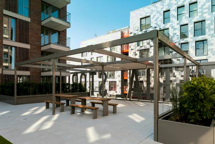 1 Bedroom Flat To Rent In Powerhouse Lane, Hayes, UB3