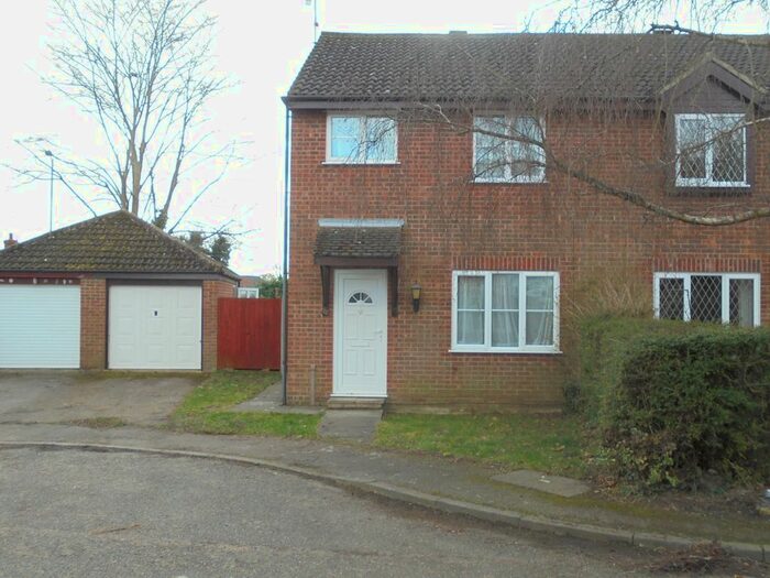 3 Bedroom Semi-Detached House To Rent In Sycamore Close, North Walsham, NR28