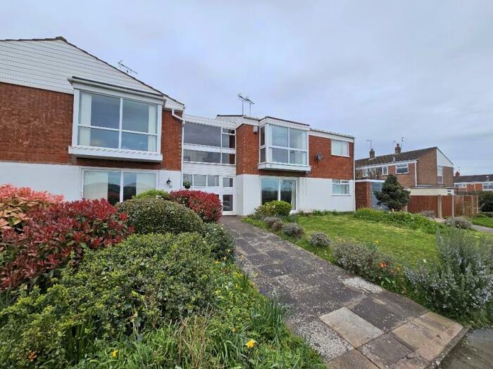 2 Bedroom Apartment To Rent In Blakedown Road, Halesowen, West Midlands, B63