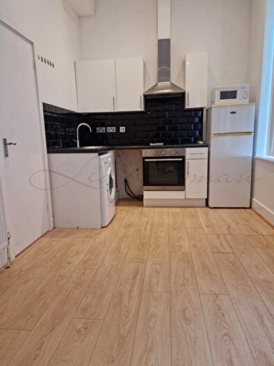 Flat To Rent In High Street, Maidenhead, SL6