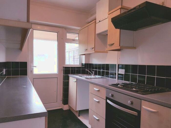 3 Bedroom Terraced House To Rent In Ascot Gardens, Enfield, EN3