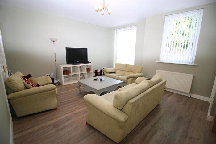 3 Bedroom Private Halls To Rent In Meeting House Lane, Lancaster, LA1